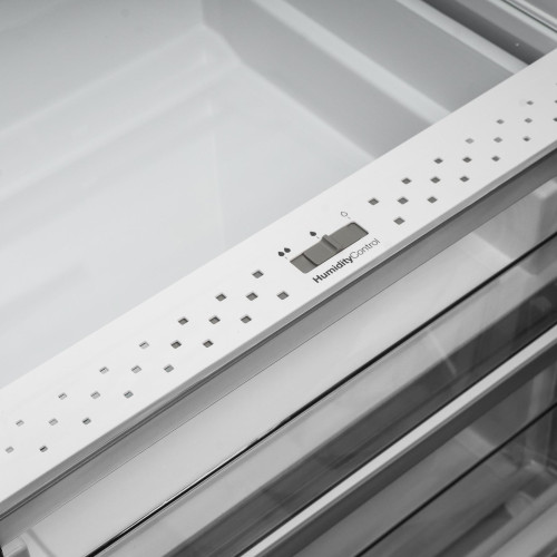 Встраиваемый холодильник DeLonghi DLI 17SE MARCO