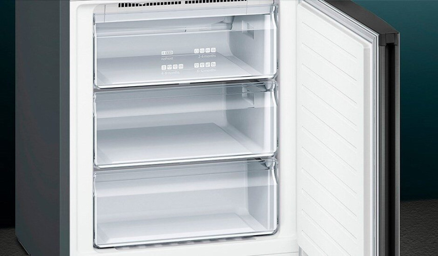 Холодильник Siemens KG49NXX306