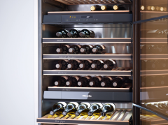 Встраиваемый винный шкаф Miele KWT 6833 SG