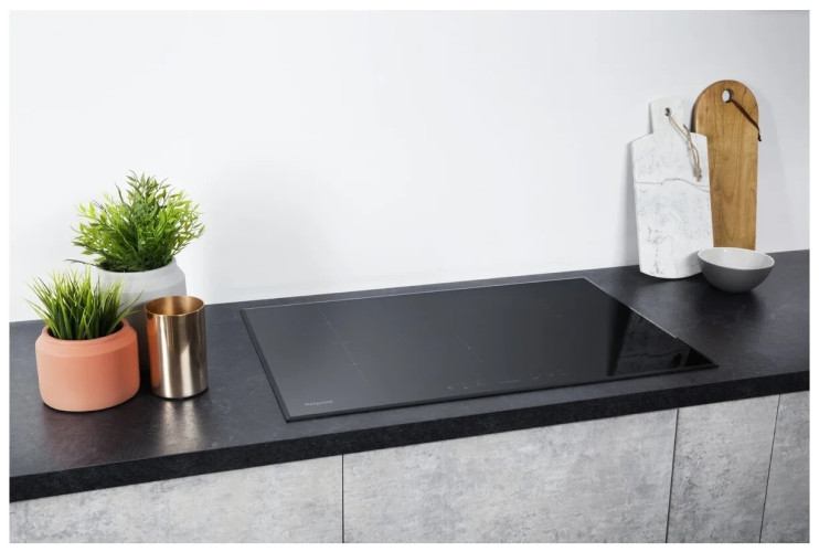 Индукционная варочная панель Hotpoint-Ariston KIS 841 F B