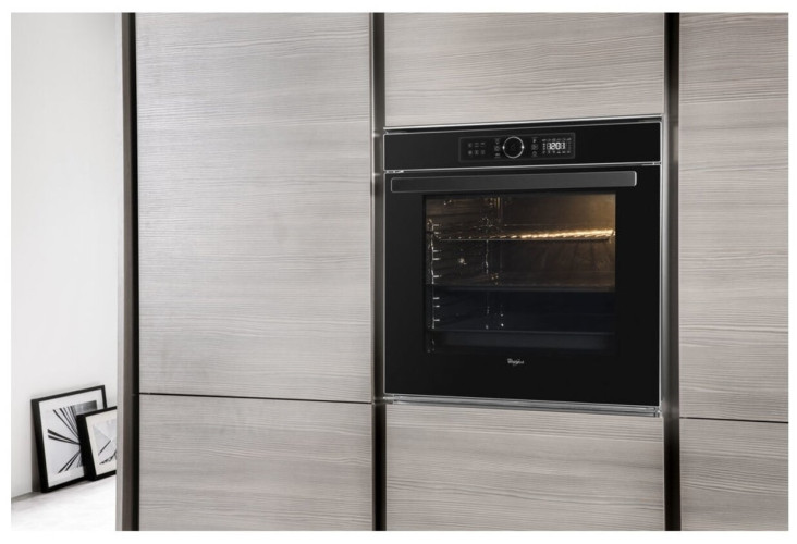 Электрический духовой шкаф Whirlpool AKZM 8480 NB