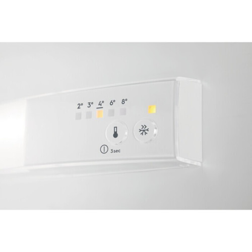 Встраиваемый холодильник Electrolux LNS5LE18S