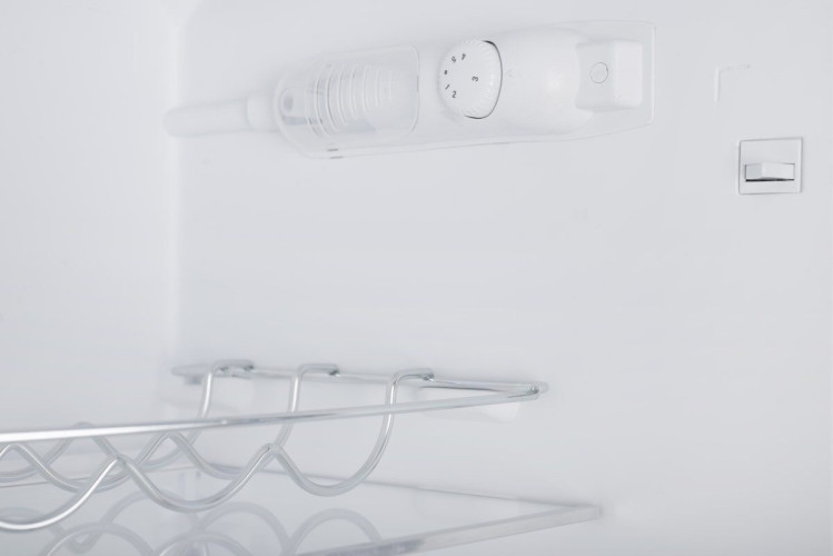 Холодильник Sharp SJ-BB05DTXW1