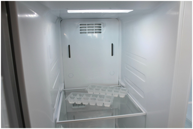 Холодильник Бирюса SBS 587 WG