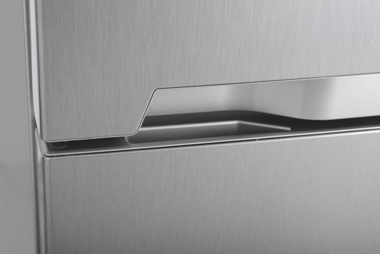 Холодильник Sharp SJ-BB05DTXL1