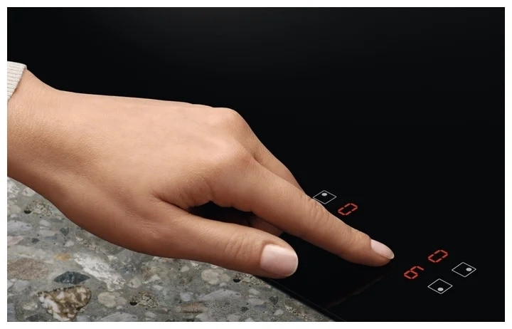 Индукционная варочная панель Electrolux EHH 56240 IK