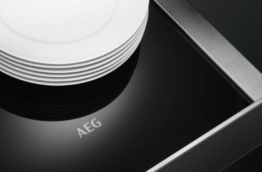 Подогреватель посуды AEG KDE911424B