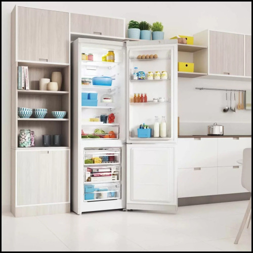 Холодильник Indesit ITS 5200 W