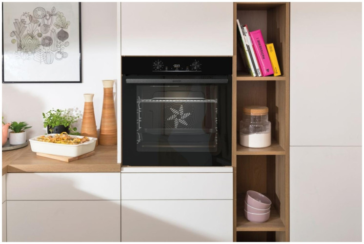 Электрический духовой шкаф Gorenje BO6735E02BK