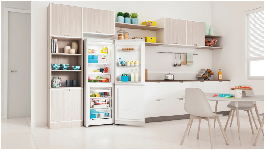 Холодильник Indesit ITR 5160 W