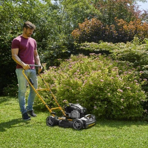 Газонокосилка бензиновая STIGA Multiclip 47 SEQ B