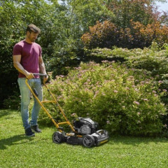 Газонокосилка бензиновая STIGA Multiclip 47 SEQ B