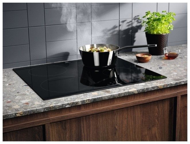 Индукционная варочная панель Electrolux IPE 6440 KF