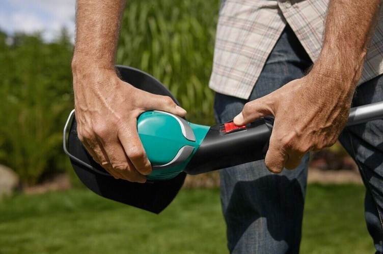 Триммер аккумуляторный Bosch Art 26-18 LI 0.600.8A5.E05