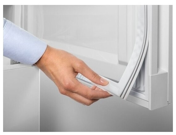 Холодильник Liebherr CND 5703