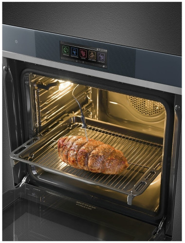 Электрический духовой шкаф Smeg SFP6106WTPS