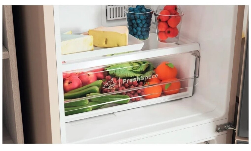 Холодильник Indesit ITR 4200 E