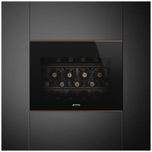 Встраиваемый винный шкаф Smeg CVI621NR3