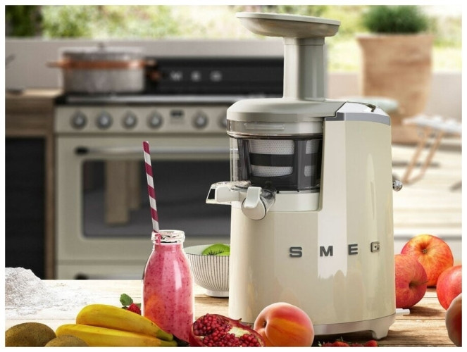 Соковыжималка Smeg SJF01PBEU