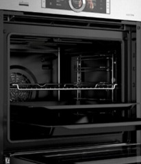 Электрический духовой шкаф Bosch HBG876ES7S