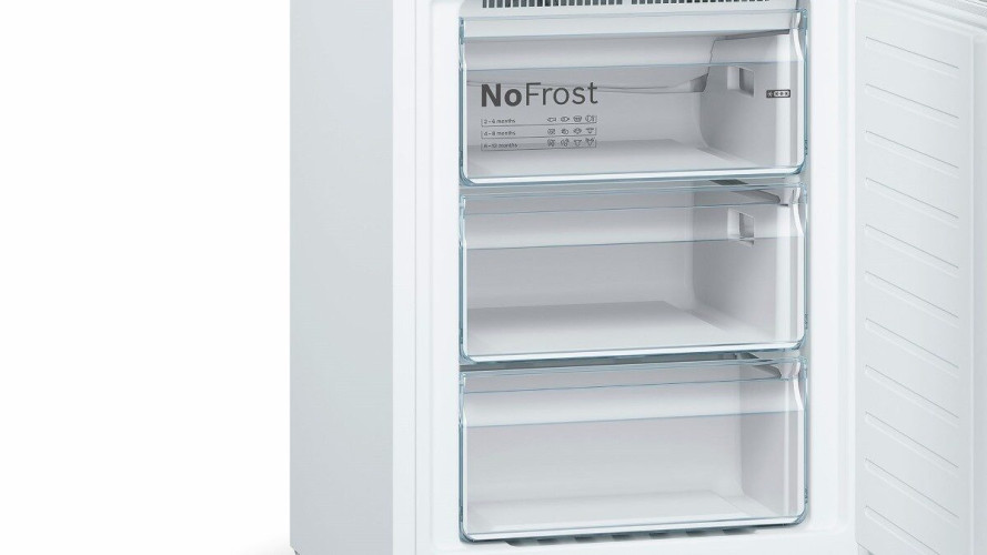 Холодильник Bosch KGN39XW306