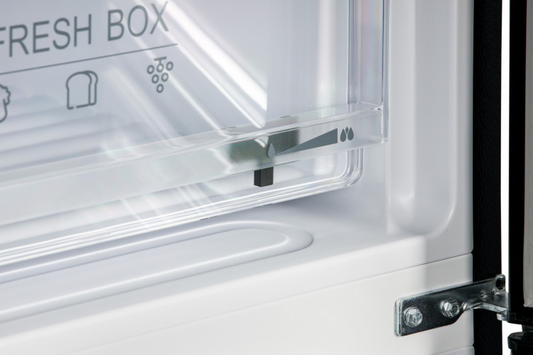 Холодильник Nordfrost RFC 390D NFGB