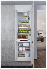 Встраиваемый холодильник Hotpoint-Ariston BCB 7030 AA F C