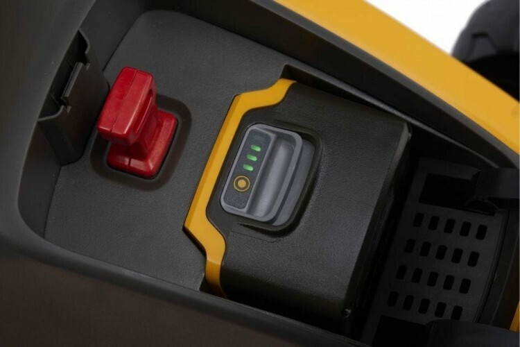 Газонокосилка аккумуляторная STIGA Collector 132e Kit