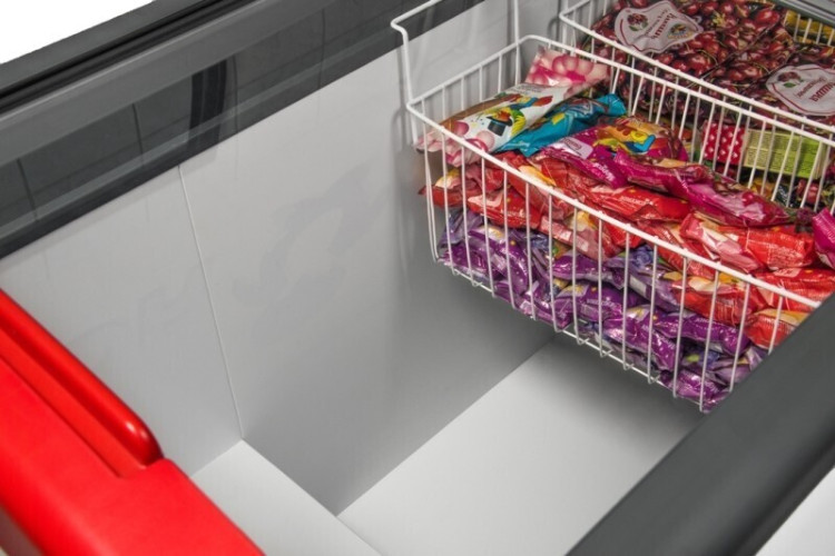 Морозильный ларь Frostor Gellar FG 400 C красный