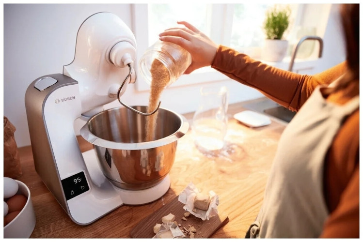 Кухонный комбайн Bosch MUM5XW40