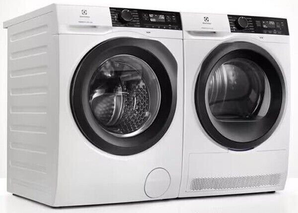 Стиральная машина Electrolux EW8F228S
