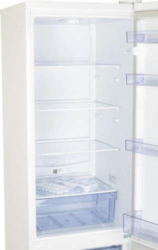 Холодильник Beko CSKW 310M20 W