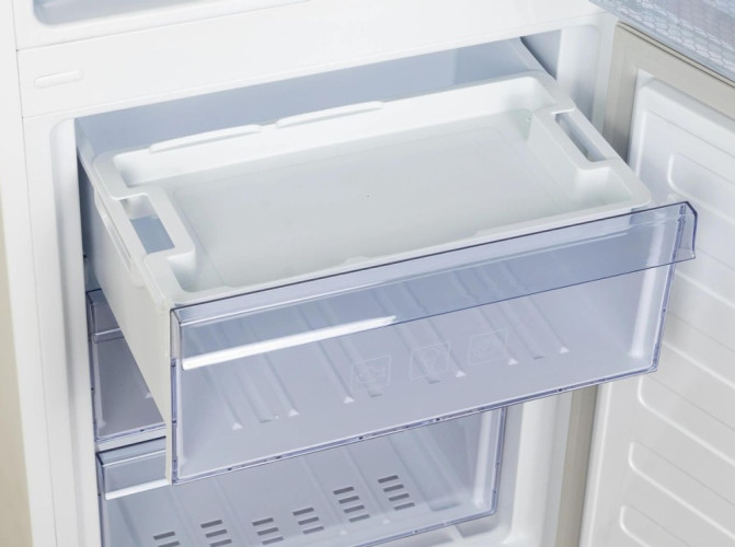 Холодильник Beko CSKW 310M20 W