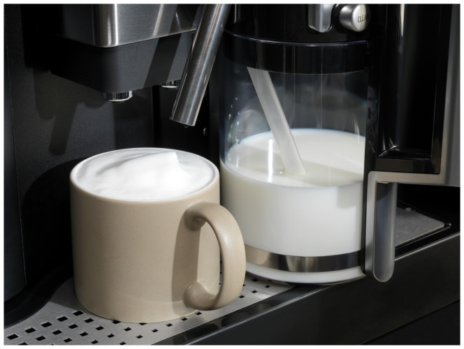 Встраиваемая кофемашина Electrolux KBC65T