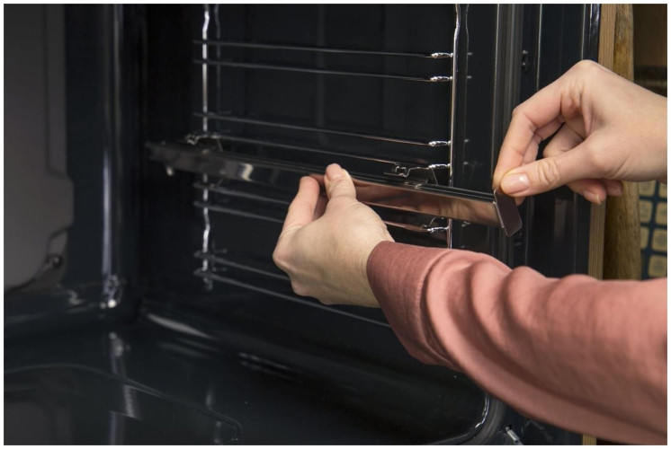 Электрический духовой шкаф Gorenje BO6712E02XK