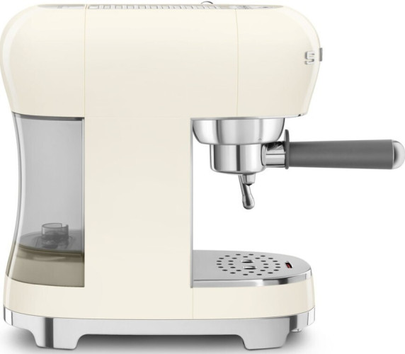 Кофемашина Smeg ECF02CREU