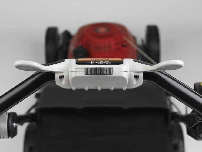 Газонокосилка бензиновая HONDA HRX 476 C1 VKEH