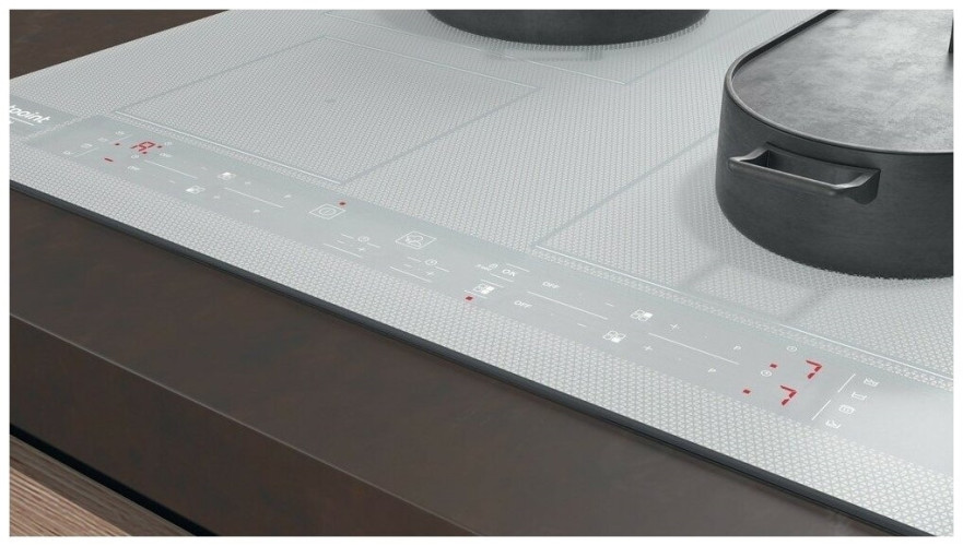Индукционная варочная панель Hotpoint-Ariston HB 8460B NE/W