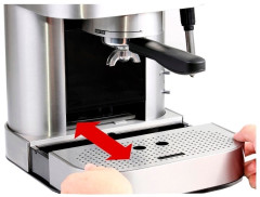 Кофеварка рожковая Rommelsbacher EKS 1510