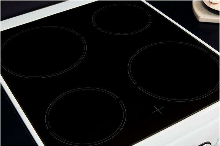 Электрическая плита Hotpoint-Ariston HS6V5PHW