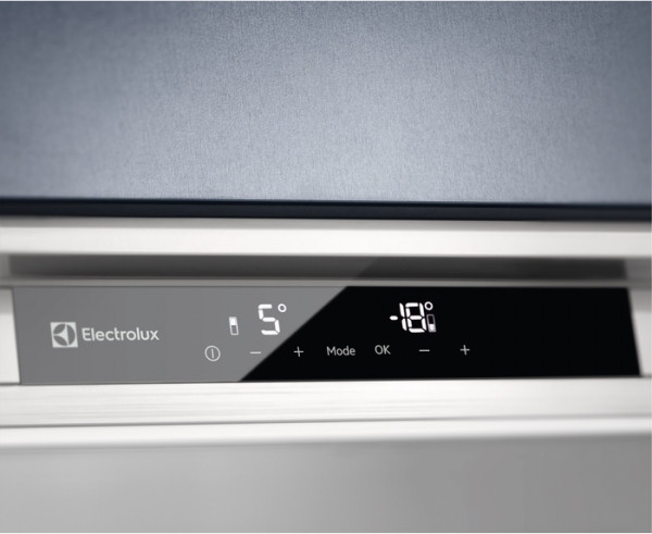 Встраиваемый холодильник Electrolux ENT 7TF18 S