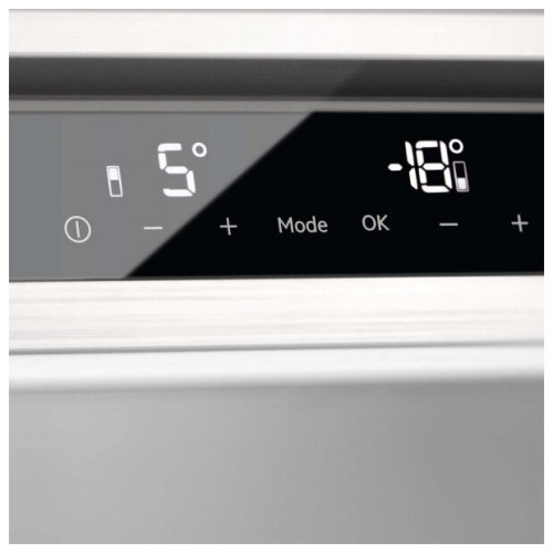 Встраиваемый холодильник Electrolux RNS 7TE18 S