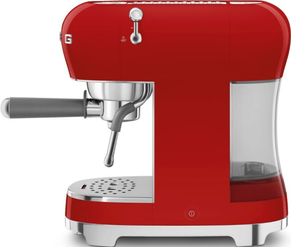 Кофемашина Smeg ECF02RDEU