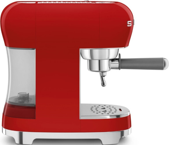 Кофемашина Smeg ECF02RDEU