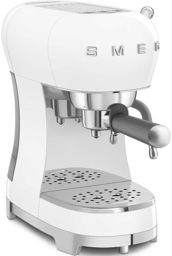 Кофемашина Smeg ECF02WHEU