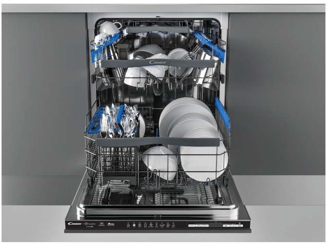 Посудомоечная машина Candy Brava CDIN 1D632PB