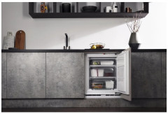 Встраиваемая морозильная камера Hotpoint-Ariston BFS 1222