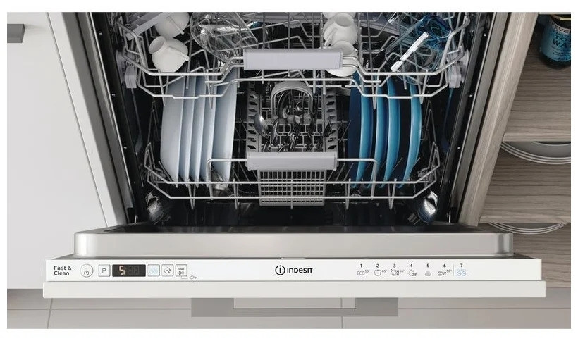 Посудомоечная машина Indesit DIC 3B+16 A