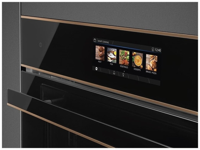 Электрический духовой шкаф Smeg SFP6606WTPNR