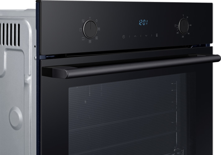 Электрический духовой шкаф Samsung NV68A1145CK